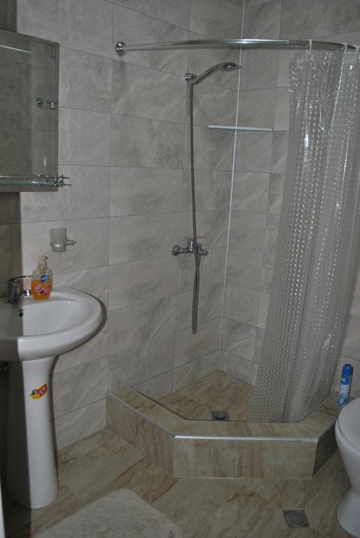 Apartment 8A บาทูมิ ภายนอก รูปภาพ