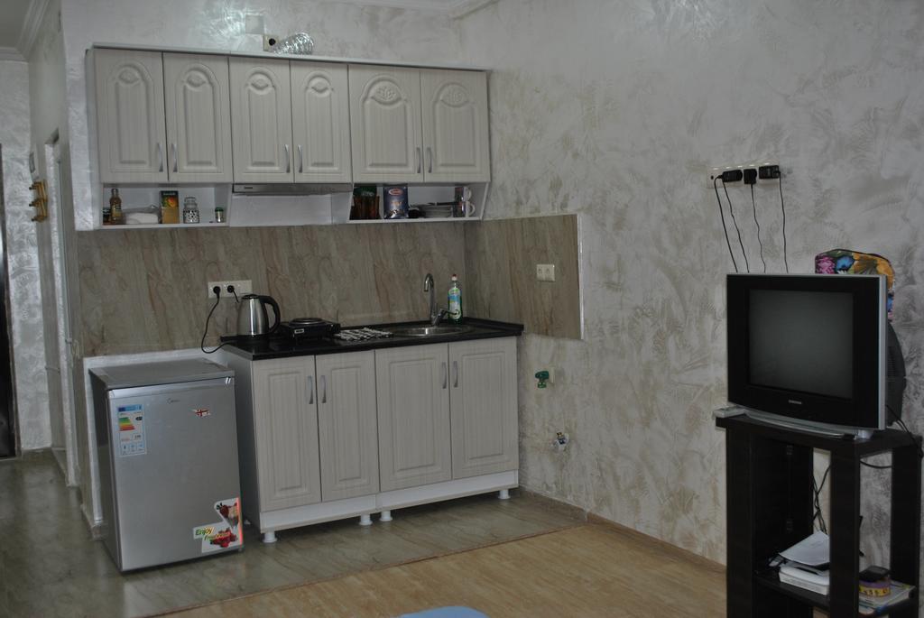 Apartment 8A บาทูมิ ภายนอก รูปภาพ